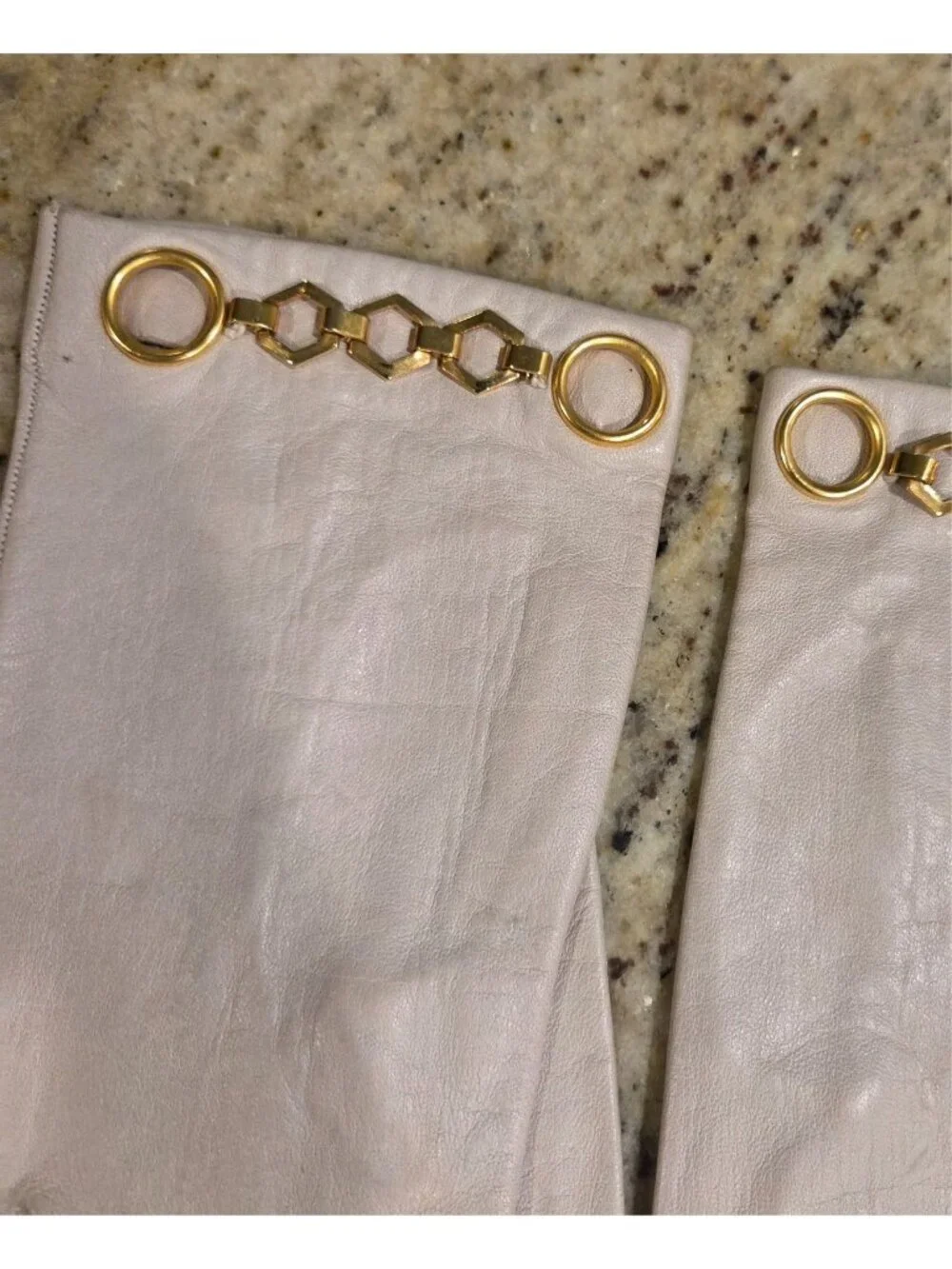 Vintage Womens Size S Beige Leather Gloves Gold Tone Chain Wrist